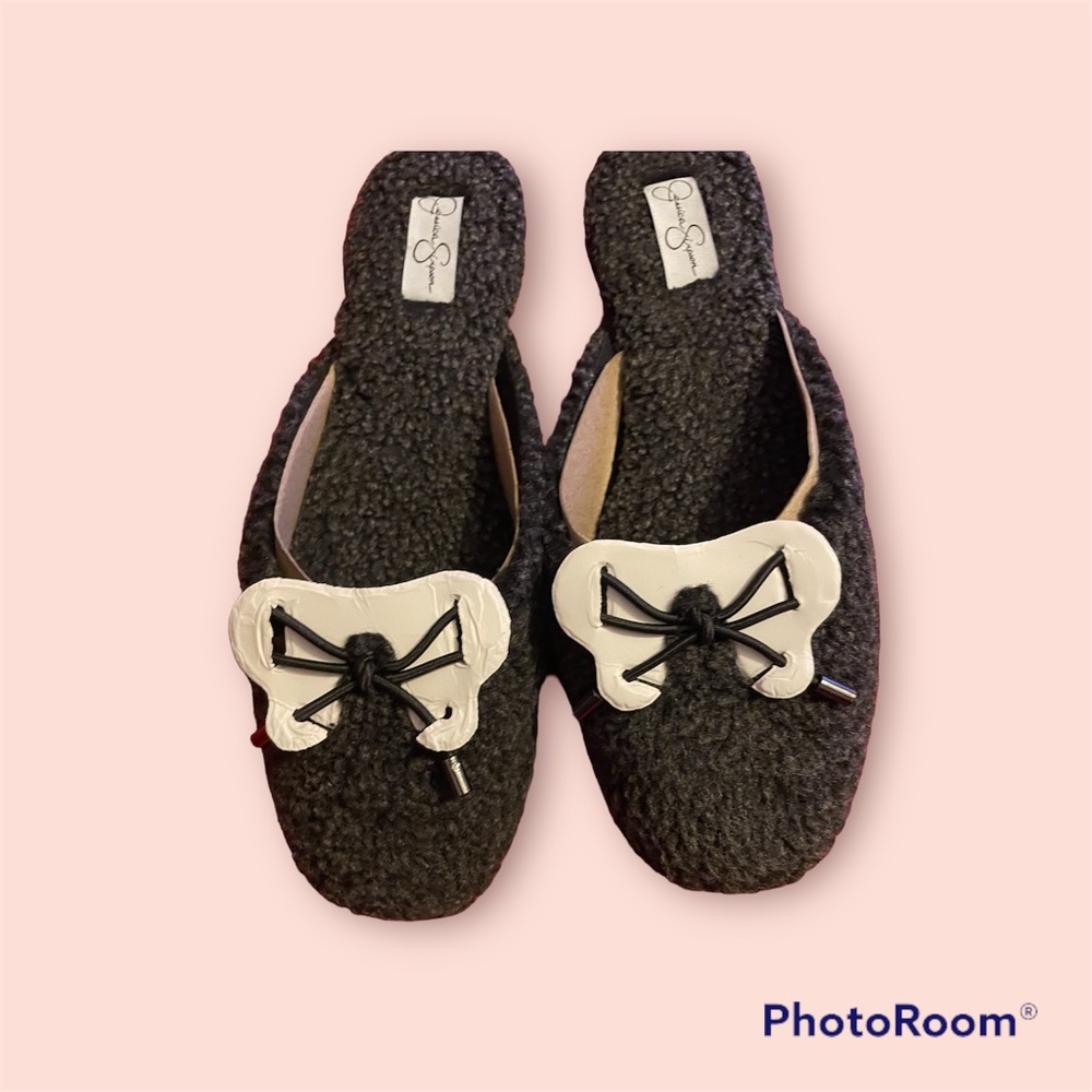Brand new Jessica Simpson slides